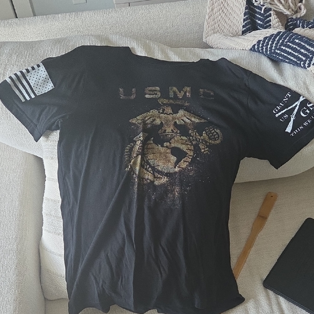 Grunt Style Black and Gold USMC Short Sleeve Tee
